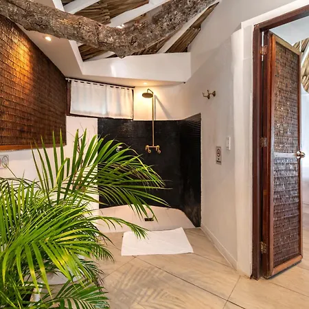 Hotel Coralina Island-3